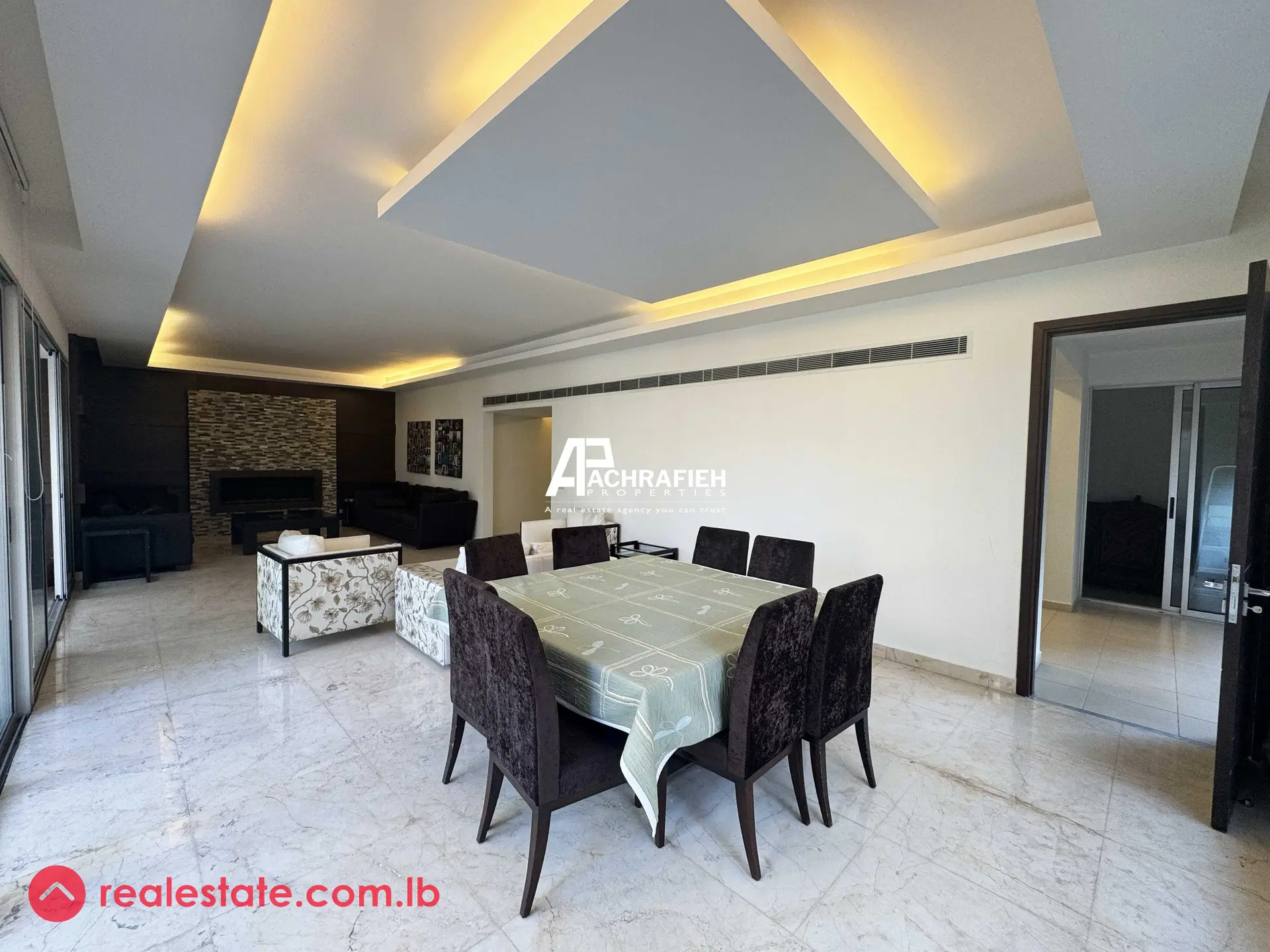 270 Sqm | 3 Bedrooms | For Sale in Tabaris image 8